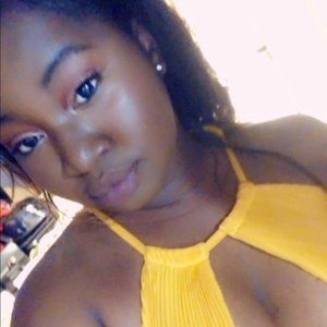 Meet your Posher, Nelly